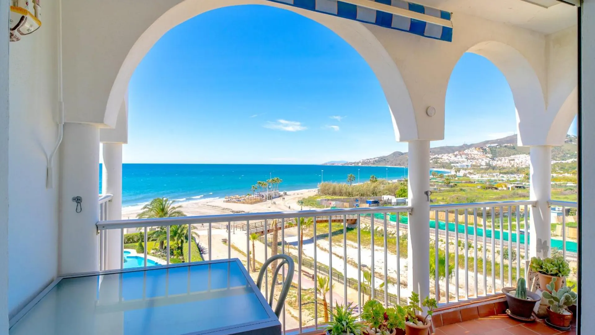 Apartment Stella Maris Beachfront 3A By Casasol Nerja